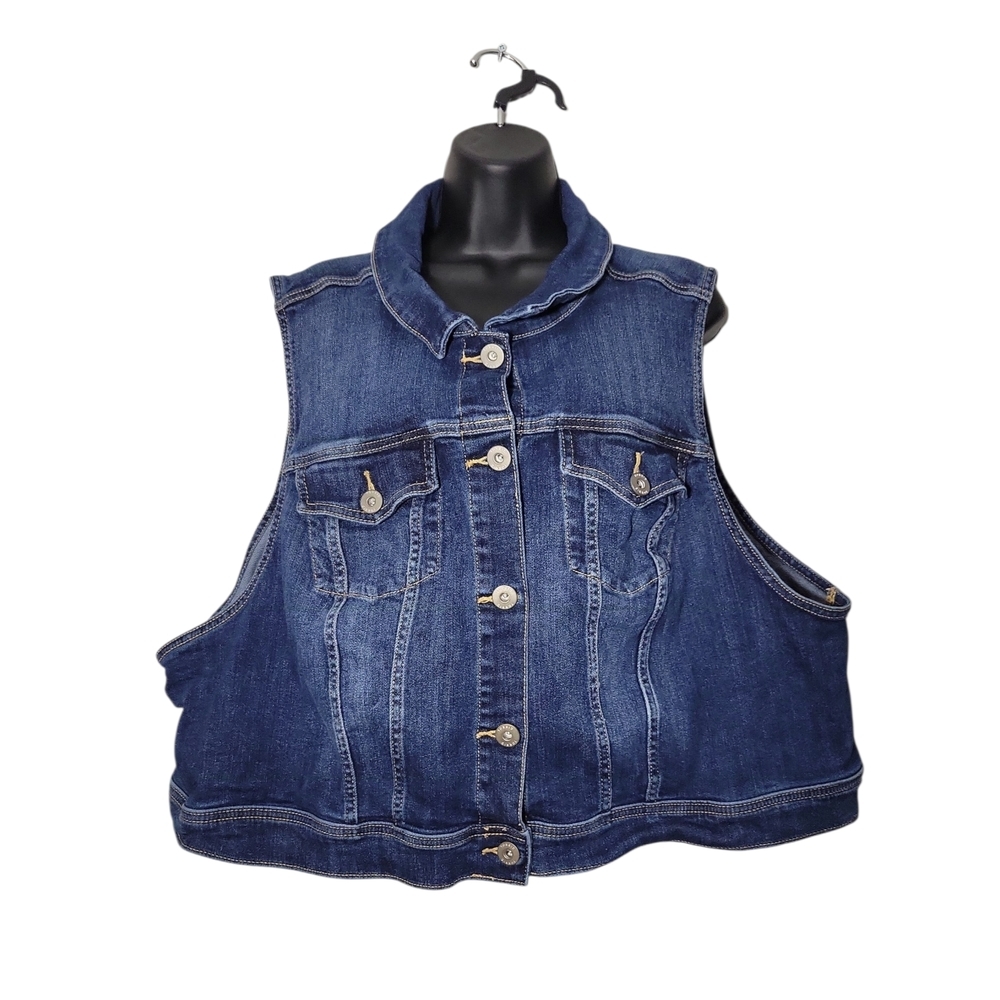 🍒 Torrid Vintage Stretch Crop Denim Vest Medium Wash Cotton Spandex Regular 4 - Picture 2 of 3